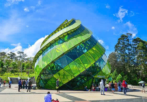 Da Lat Park Square