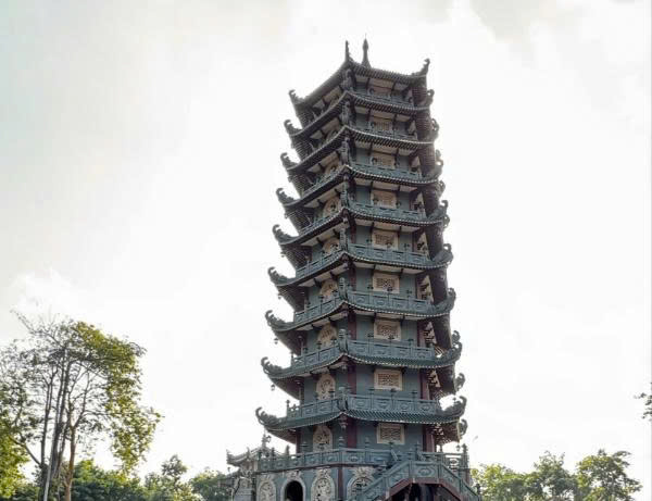 Ba Den Mountain